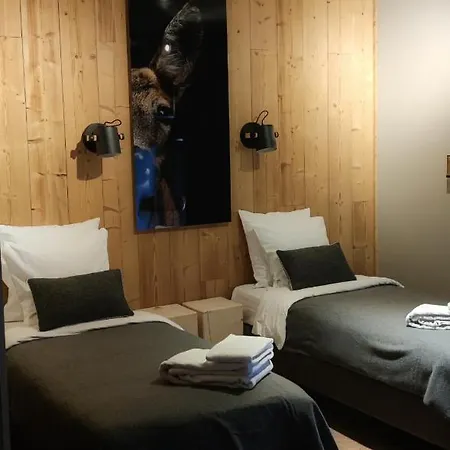 L'auberge De Hotel 2*